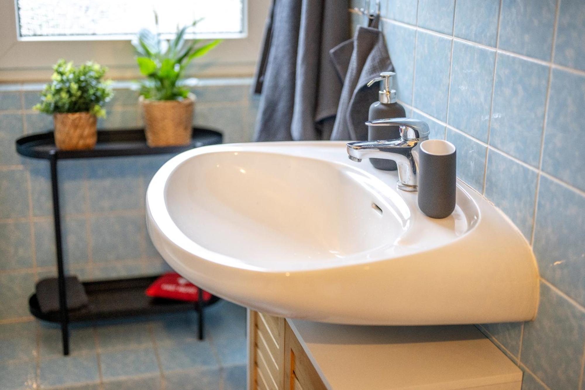 Suedstadt-Oase 1 Komfort Mit 2 Sz Und Balkon Coblence Extérieur photo